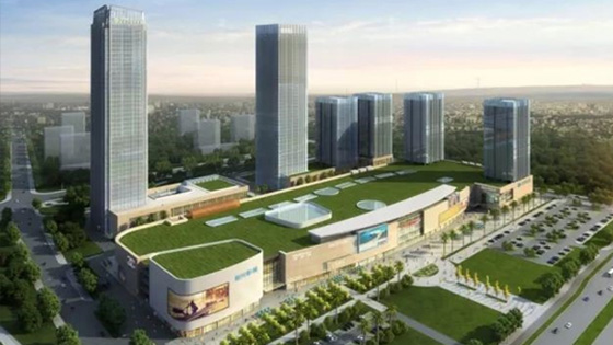 我們?cè)谠煲蛔牵毕尻?yáng)東津世紀(jì)城